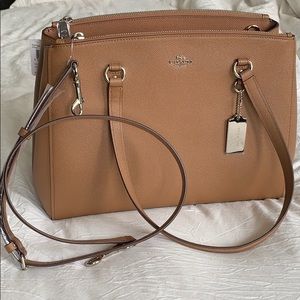 Coach Stanton Carryall 29